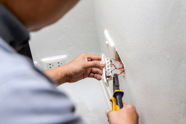 Best Commercial Electrician Services  in Vineyard Haven, MA